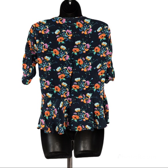 Zara floral peplum blouse size S - Picture 2 of 12
